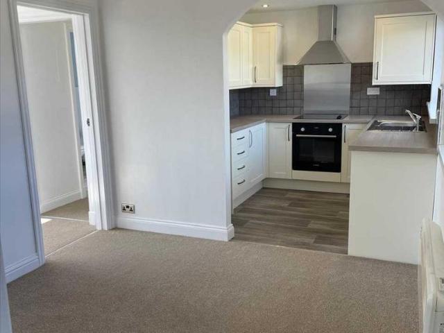 The Spinney, Thornton Cleveleys 1 bed apartment to rent £595 pcm £137 pw