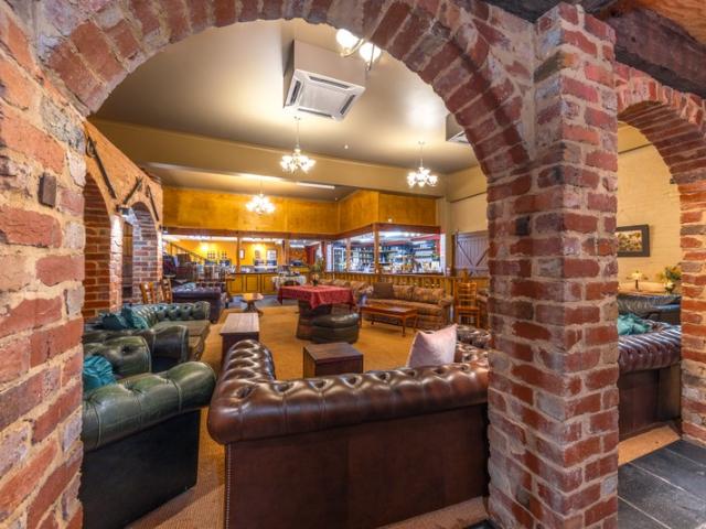 THE SPIRIT OF DAYLESFORD | A LANDMARK COMMERCIAL & TOURISM HOLDING!