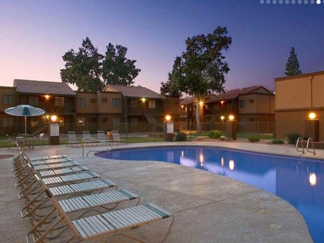 The Square on Indian School 1 Bedroom Apartment for Rent at 7151 W Indian School Rd, Phoenix, AZ 85033