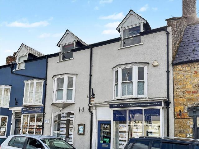 The Square, Beaminster DT8, 2 bed flat to rent, £895 pcm | PrimeLocation