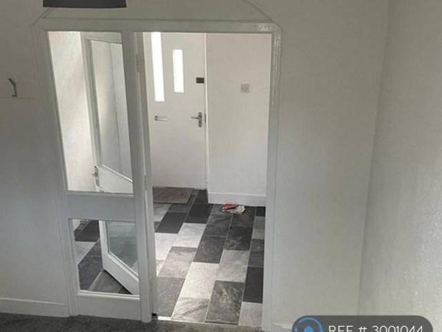 The Square, Inverurie, AB51 3 bed flat to rent £1,000 pcm £231 pw