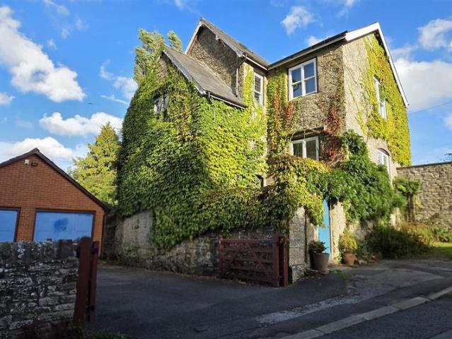 The Square, Kington HR5, Studio to rent, £695 pcm | PrimeLocation