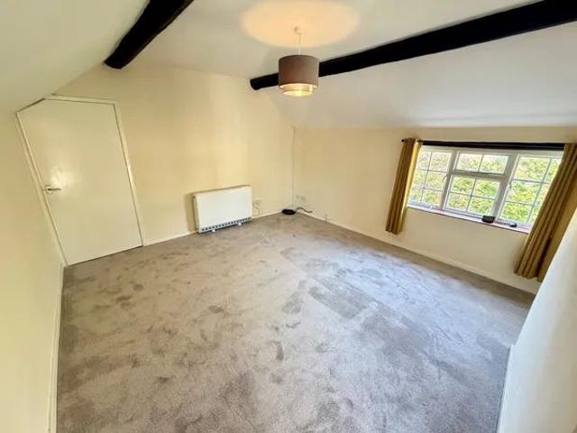 The Square, Loughborough, LE12