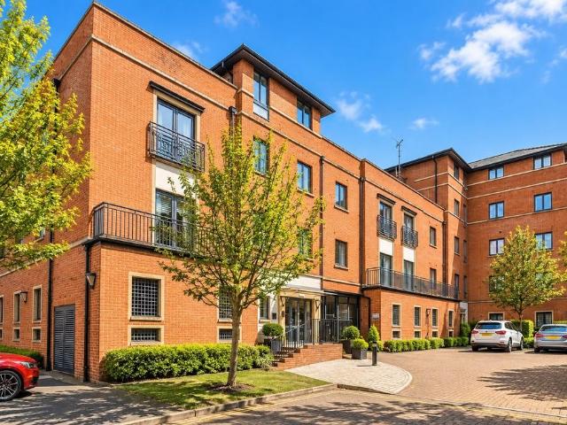 The Square Seller Street, Chester CH1 2 bed apartment to rent £1,450 pcm £335 pw