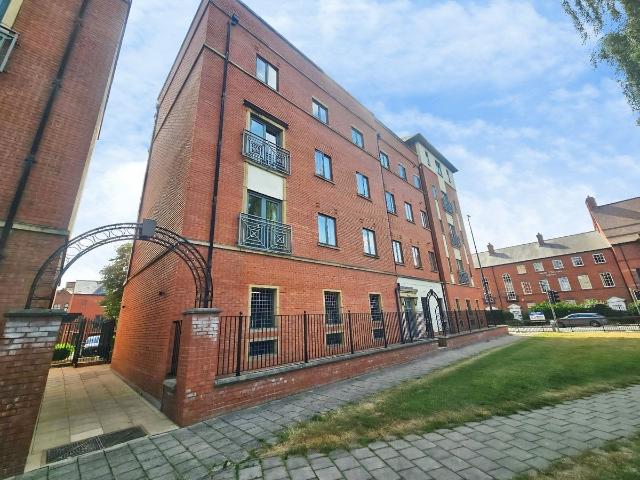 The Square, Seller Street, Chester, Cheshire CH1, 2 bed flat to rent, £1,500 pcm | PrimeLocation