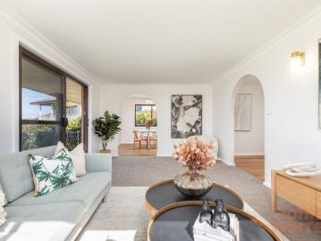 Crestwood, Greater Queanbeyan, Greater Queanbeyan