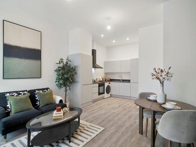 The Stow, Harlow CM20, 1 bed flat to rent, £1,250 pcm | PrimeLocation