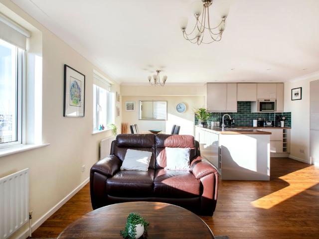 The Strand, Brighton BN2, 2 bed flat to rent, £2,050 pcm | PrimeLocation
