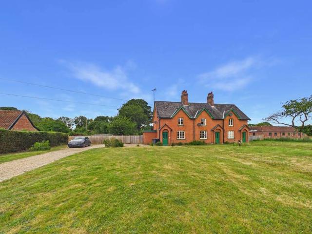 The Street, Nacton, Ipswich, Suffolk IP10, 3 bed end terrace house to rent, £1,150 pcm | PrimeLocation