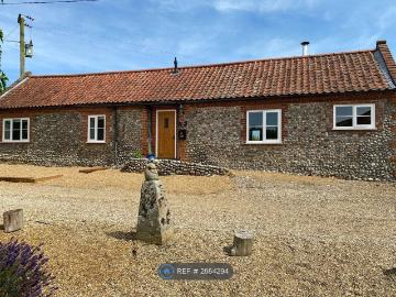 The Street, North Norfolk NR11, 2 bed bungalow to rent, £1,100 pcm | PrimeLocation