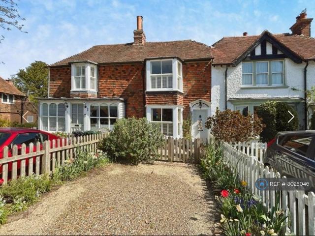 The Street, Appledore, Ashford, TN26 2 bed terraced house to rent £1,400 pcm £323 pw