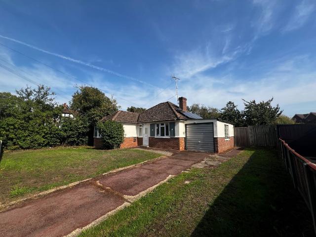 The Street, Ashford TN24, 3 bed bungalow to rent, £1,700 pcm | PrimeLocation