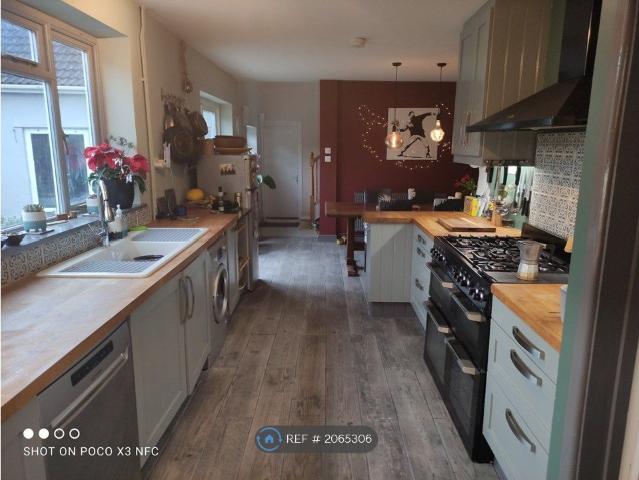 The Street, Bishop Sutton BS39, 5 bed bungalow to rent, £2,000 pcm | PrimeLocation