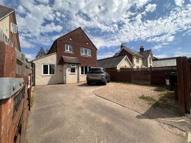 The Street, Charlwood, Horley RH6, 5 bed detached house to rent, £2,500 pcm | PrimeLocation