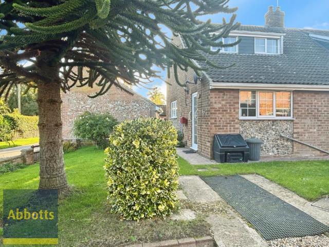 The Street, Fakenham, NR21 3 bed house to rent £925 pcm £213 pw