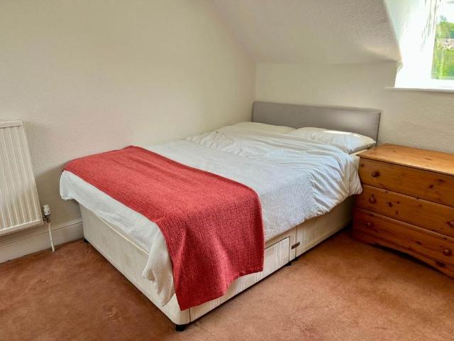 The Street, Kingscourt House share to rent £650 pcm £150 pw