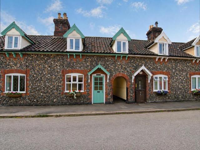 The Street, Pakenham, Bury St. 3 bed cottage to rent £1,250 pcm £288 pw