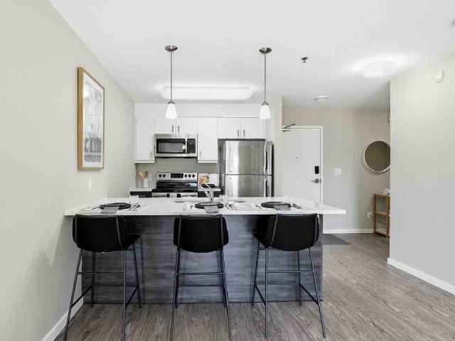 The Summit at Seasons 2 Bedroom Apartment for Rent at 703 Sterling Lyon Pky, Winnipeg, MB R3P 2T7