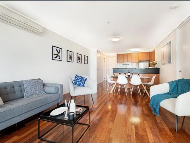 'The Summit' Furnished inc utilities. Stay 1 mth