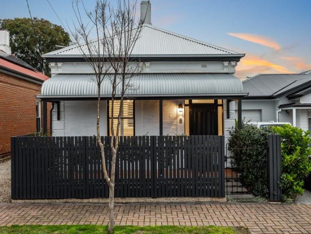 The Sweetest Stepney Cottage with a Bold Second Act