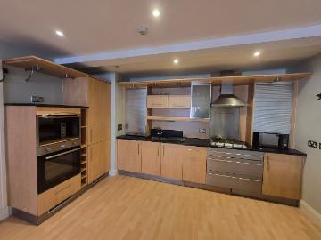 The Point, Nottingham NG1, 2 bed flat to rent, £1,300 pcm | PrimeLocation