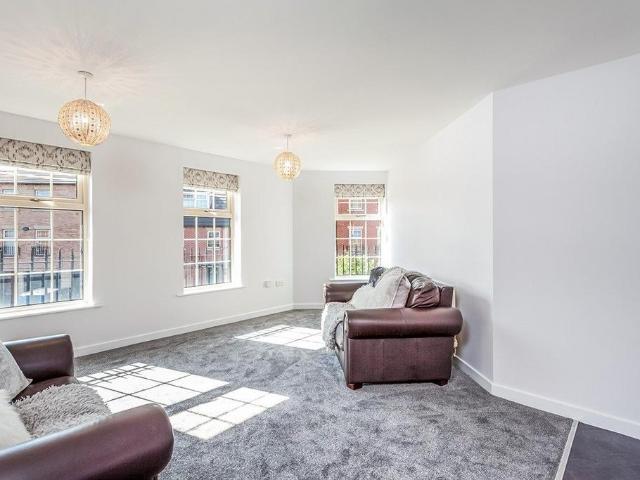 The Point, West Yorkshire WF2 2 bed apartment to rent £935 pcm £216 pw