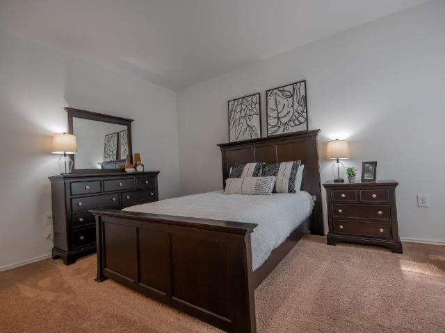 The Pointe Of Ridgeland 1 Bedroom Apartment for Rent at 831 Rice Rd, Ridgeland, MS 39157