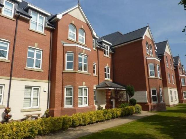 The Poplars, Ansdell FY8 2 bed flat to rent £850 pcm £196 pw