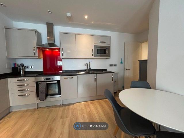 The Posthouse, Gloucester GL4, 2 bed flat to rent, £1,250 pcm | PrimeLocation