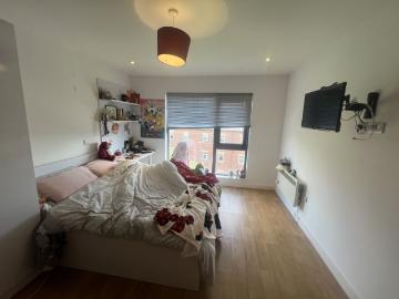 The Pavillion, St Michaels Lane, Headingley, Leeds LS6, 1 bed flat to rent, £802 pcm | PrimeLocation
