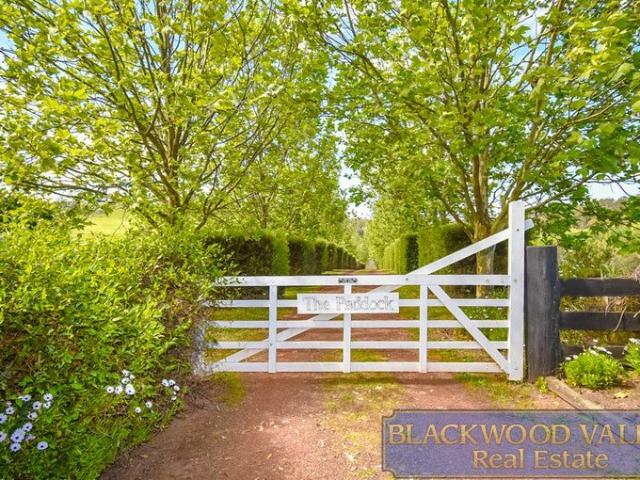THE PADDOCK, AN EXCEPTIONAL RIVERSIDE RESIDENCE