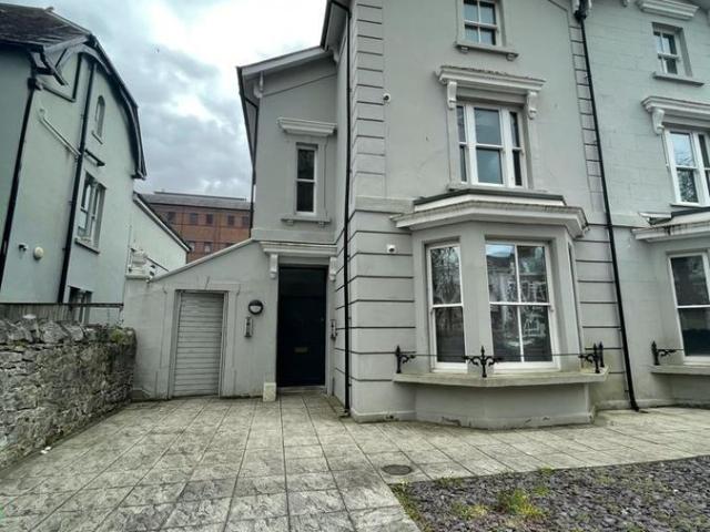 The Parade, Roath, Cardiff CF24, 1 bed flat to rent, £975 pcm | PrimeLocation