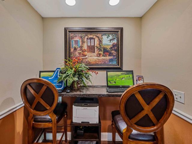 The Park at Marbella 3 Bedroom Apartment for Rent at 6017 Roosevelt Blvd, Jacksonville, FL 32244 Venetia
