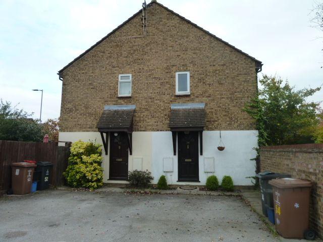 The Pastures, Stevenage SG2, 1 bed end terrace house to rent, £1,150 pcm | PrimeLocation