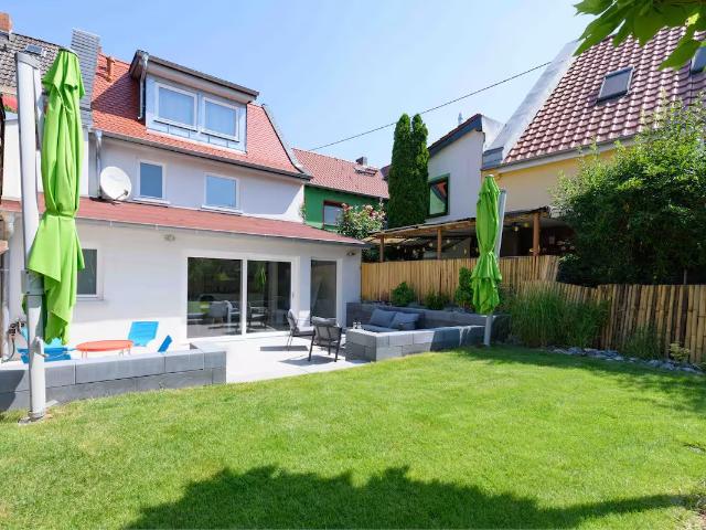 The Pegahaus Cozy and modern house in Wiesbaden, Wiesbaden Amsterdam Apartments for Rent