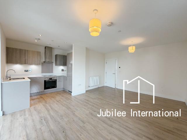 The Peninsula, Pegasus Way, Gillingham ME7, 2 bed flat to rent, £1,450 pcm | PrimeLocation