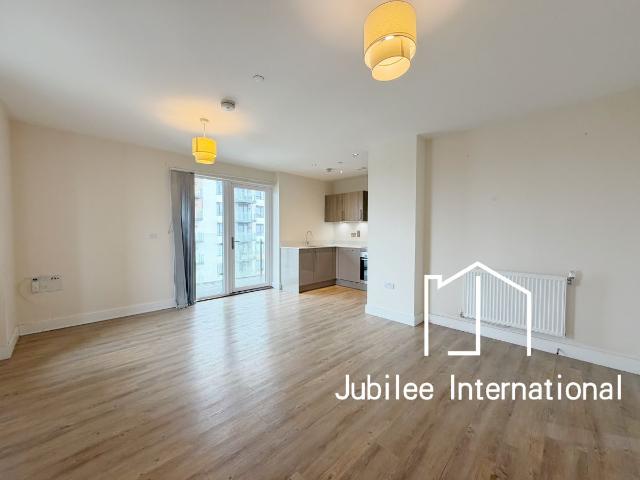 The Peninsula, Pegasus Way, Gillingham ME7, 2 bed flat to rent, £1,450 pcm | PrimeLocation