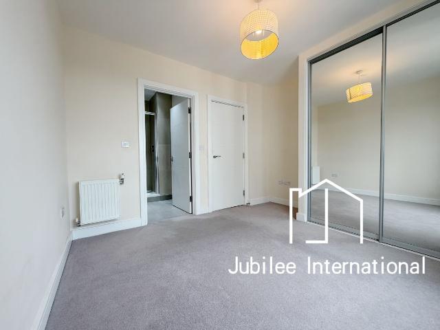 The Peninsula, Pegasus Way, Gillingham ME7, 2 bed flat to rent, £1,450 pcm | PrimeLocation