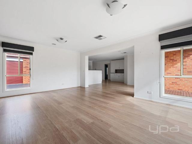 THE PERFECT 4 BEDROOM FAMILY HOME AWAITS YOU