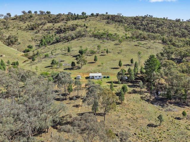 The Perfect Weekender Escape with Beragoo Creek Frontage