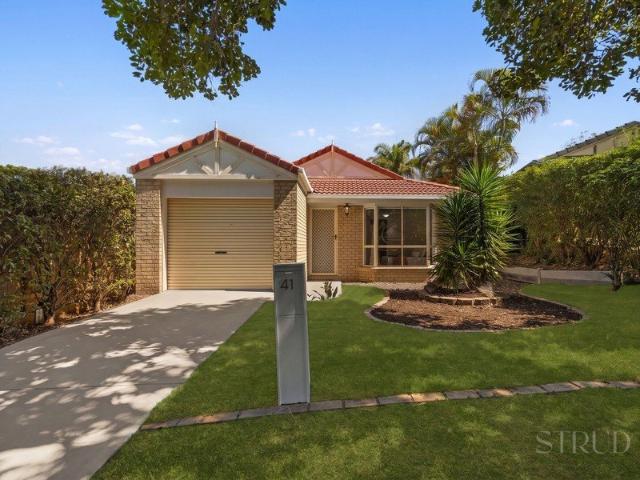 The Perfect Balance of Style, Space & Parkside Living