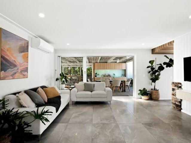 THE PERFECT BEACH HOUSE