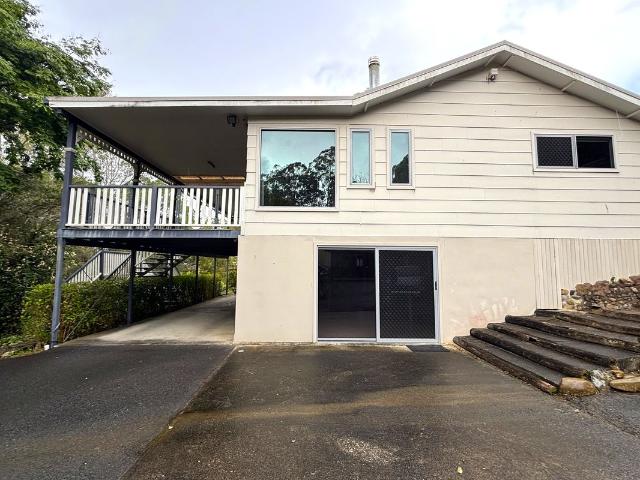 the perfect blend of country charm & convenience!