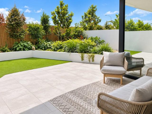 The Perfect Blend of Lifestyle, Location and Low Maintenance Living!