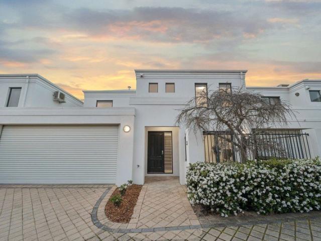 The Perfect Blend of Lifestyle, Location & Low Maintenance Living