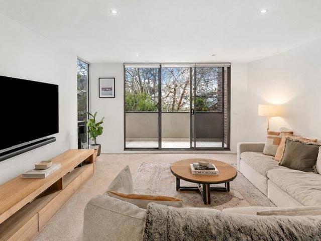 The Perfect Blend of Oversized Space, Comfort & Location