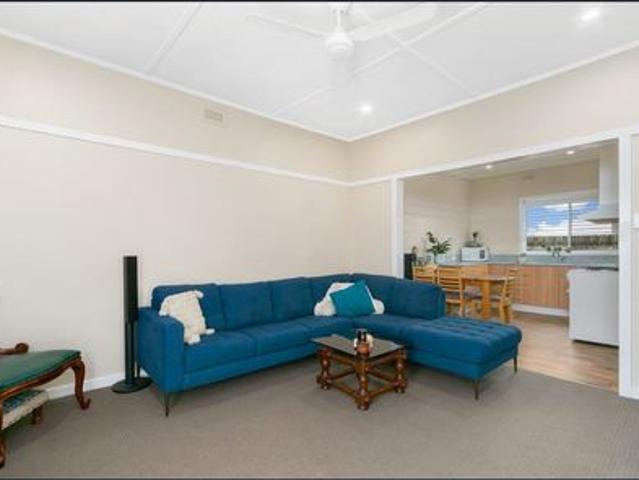 The Perfect Blend Of Space & Convenience Right Here In Traralgon