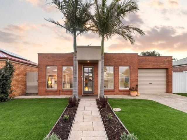 The Perfect Canvas for First Time Buyers, Downsizers, or Investors