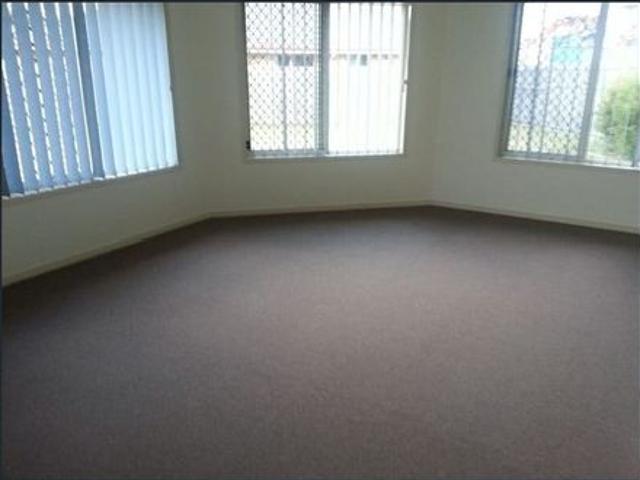 The perfect combination of Home, Yard and Shed in Convenient location