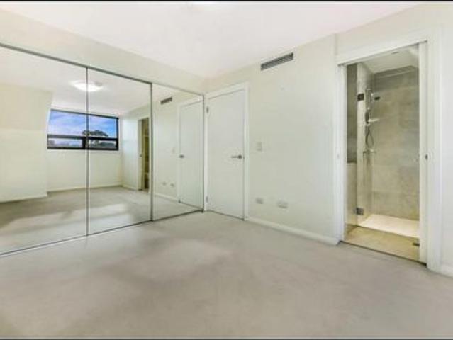 The perfect combination of location and luxury all in one with this stunning townhouse style property